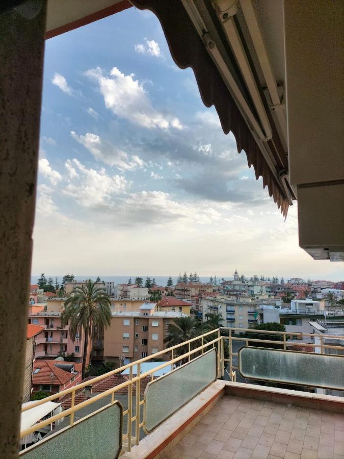 Ferienwohnung Attico Con Vista Mozzafiato Bordighera Exterior foto